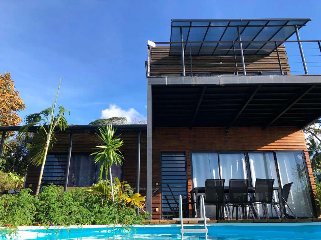 Bounty Lodge Tahiti Arue  Exterior photo